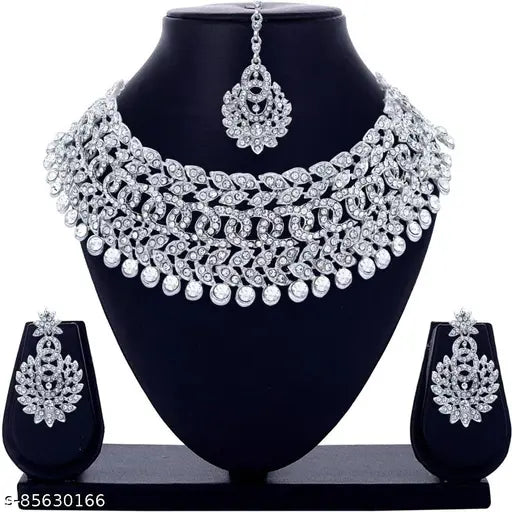 Lustrelia White Austrian Diamond Rhodium Jewellery Set