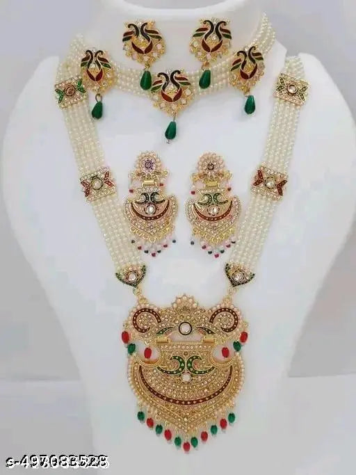 Lustrelia Rajputi Jewellery set