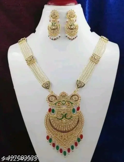 Lustrelia Rajputi Jewellery set